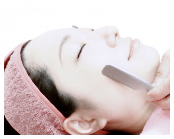理容室は顔剃りのみでも利用できる？顔剃りの効果5選と共に解説！